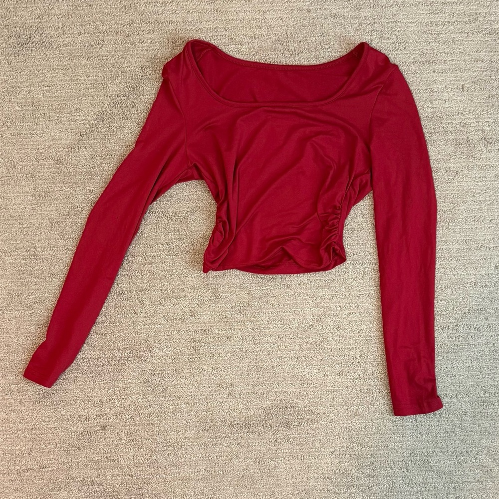 SHEIN Red Long Sleeve Crop Top